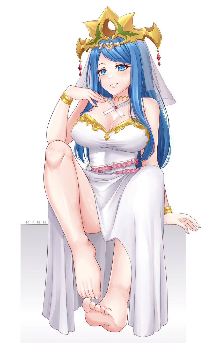 1girl 1girl absurd_res 诱人的赤脚 blue_eyes blue_hair 手链 皇冠礼服 脚 fire_emblem fire_emblem_engage foot_focus hair_ornament high_res 珠宝 long_hairlooking_at_viewer lumera_(fire_emblem) milf nintendo rynn_(darknescorez) simple_background 坐着 微笑 牙齿 水印 白色_背景 白色_dress