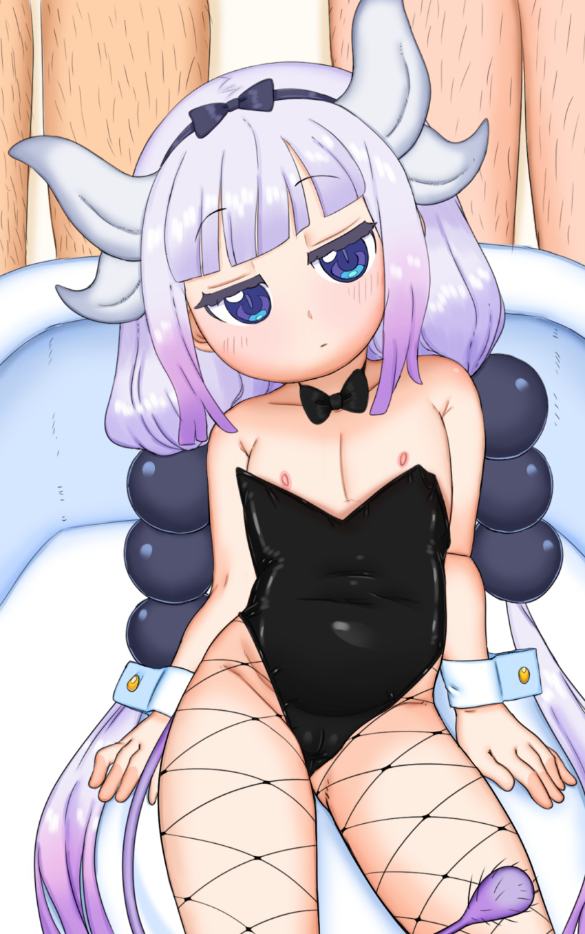 1girl 配饰 乳晕刘海 bare_shoulders black_clothing black_hair_ornament black_hairband blue_eyes blunt_bangs 腮红 蝴蝶结 领结 bunnysuit 骆驼趾 服装 Dragon_girl Dragon_Humanoid Eyebrows_visible_through_hair 头发_accessory hair_bobbles 头发_ornament 发带 horned_Humanoid 角 hoshime humanoid kanna_kamui kobayashi-san_chi_no_maidragon lavender_头发 浅肤色女性 浅肤色 长尾巴 长双尾 看着观众 哺乳动物 人形 小姐 小林的龙女仆 怪物女孩 多色头发 肚脐 乳头 娇小紫色头发坐小乳房独奏焦点尾巴绑头发双尾双色调头发