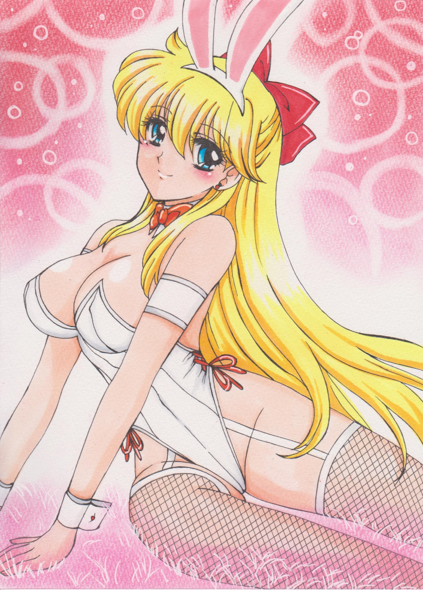 1girl 1girl absurd_res aino_minako 诱人的animal_ears 臂章 bad_id bad_pixiv_id big_breasts bishoujo_senshi_sailor_moon 金发碧眼的头发 blue_eyes 腮红 蝴蝶结 领结 泡泡紧身胸衣 袖口 耳环 fake_animal_ears Female_focus 渔网_大腿高筒 渔网 吊袜带 头发_丝带 高分辨率珠宝 紧身衣 长发Looking_at_viewer minako_aino 花花公子_兔子 兔子_耳朵 rascal_(n119) 红色蝴蝶结 缎带 微笑 长筒袜 传统媒体 非常长的头发 手腕袖口